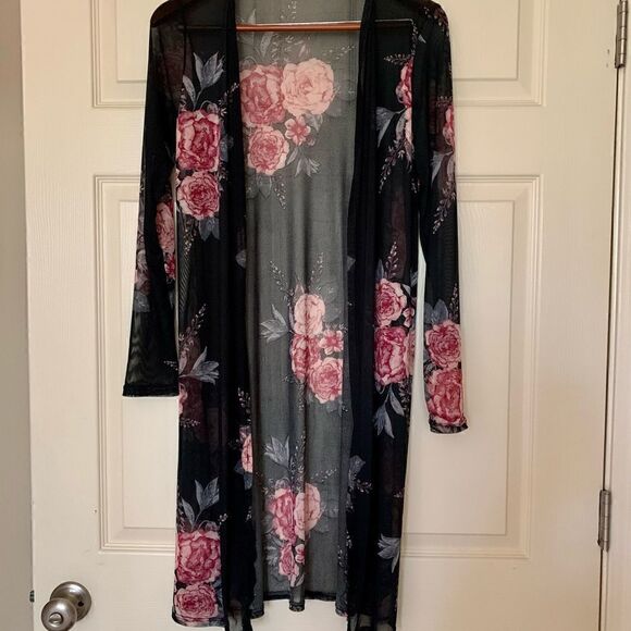 Ivy + Main Sheer Floral Duster - Picture 7 of 10
